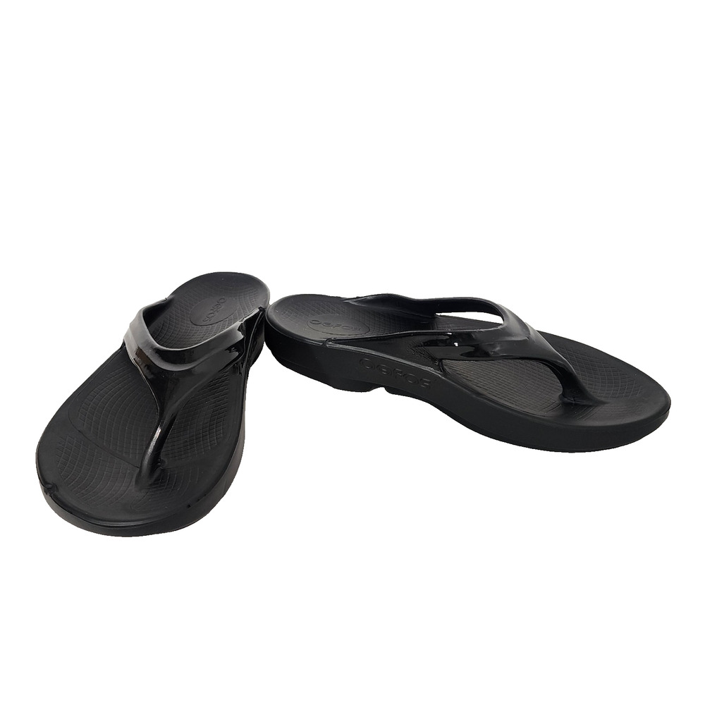 OOFOS OOLALA Women's Recovery Thong Sandal 1400 Shiny Black Size 10W